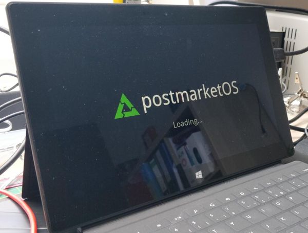 postmarketOS splash screen on Surface RT